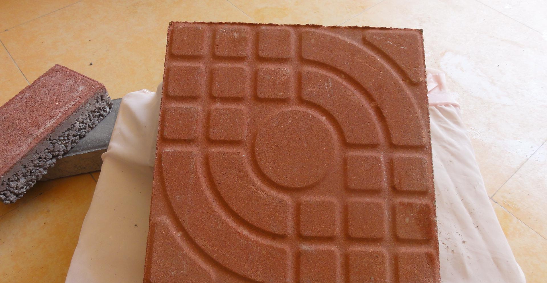 廣州番禹透水磚首選<華堅(jiān)水泥制品>,經(jīng)久耐用,規(guī)格齊全!