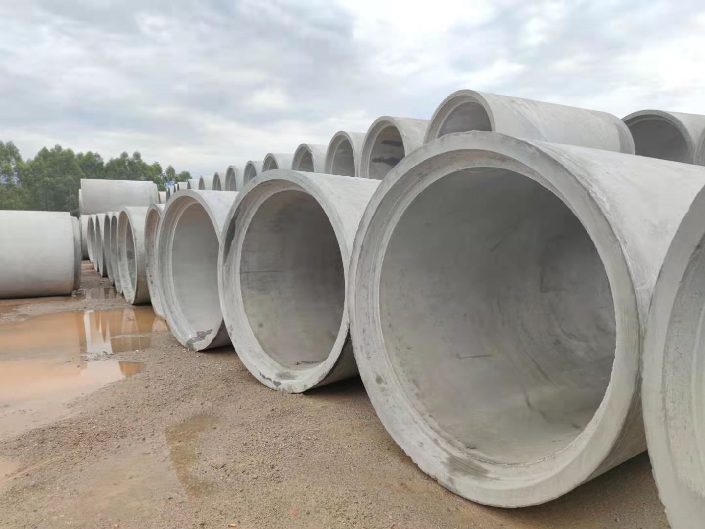 混凝土預(yù)制件、水泥制品如何防范和減少氣泡的產(chǎn)生？