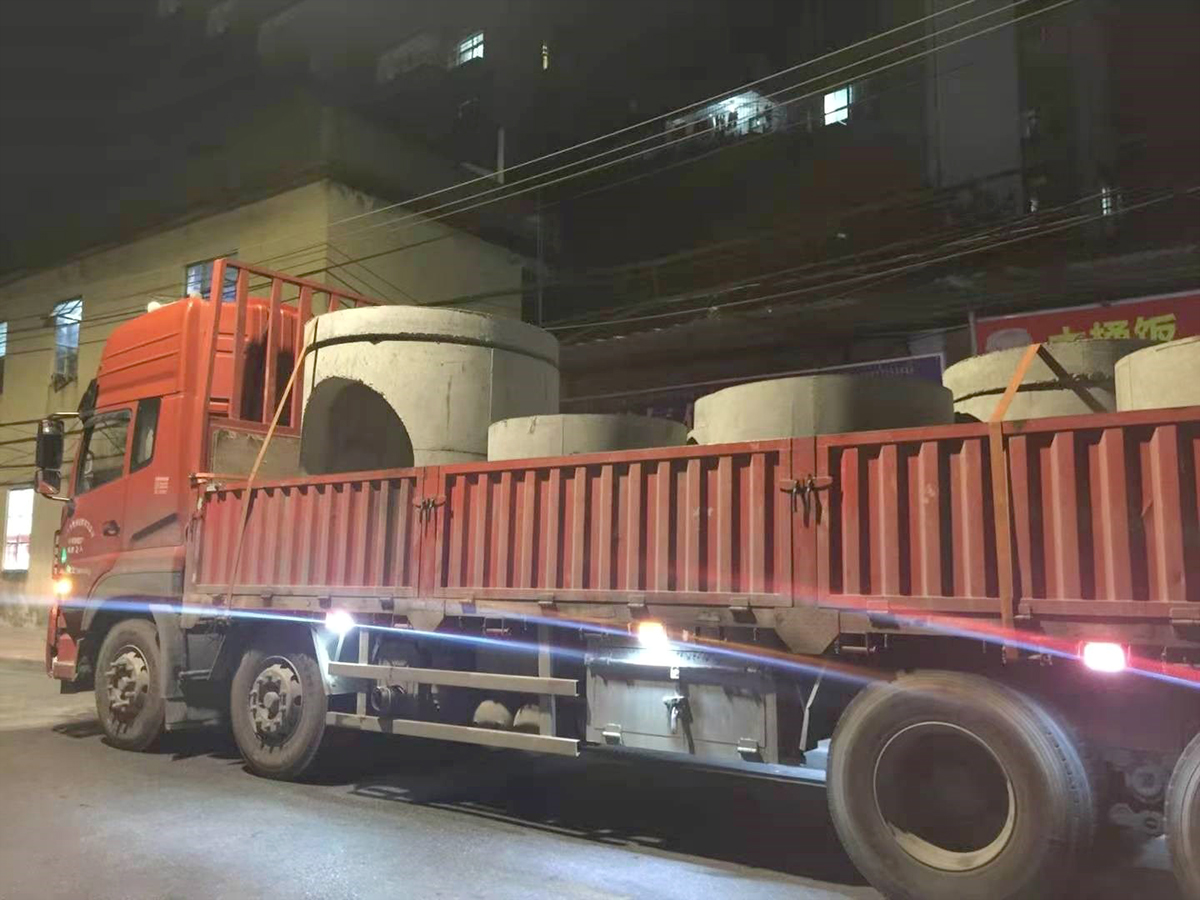 廣州番禺專注檢查井-華堅(jiān)廠家直銷-價(jià)格低廉-品質(zhì)保證