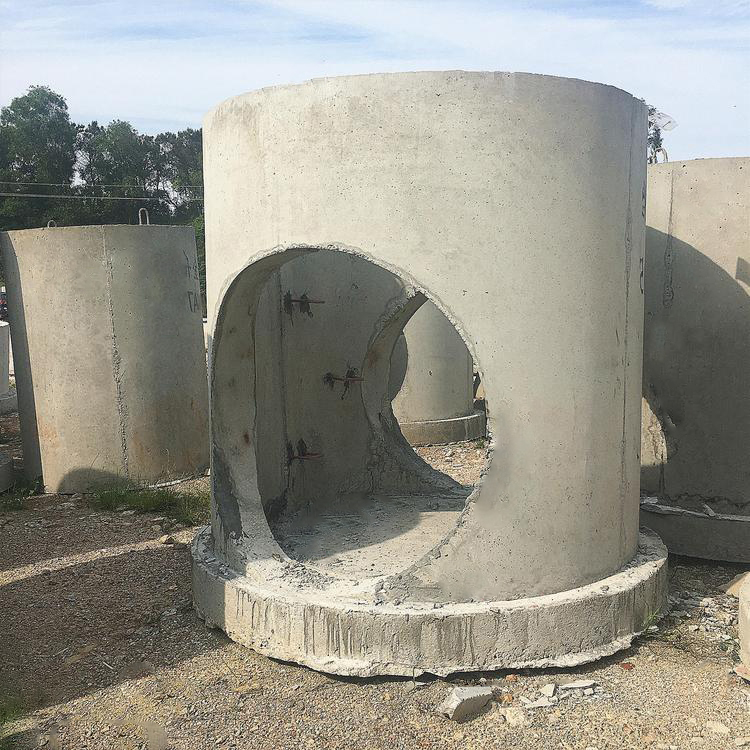 廣州南沙源頭廠家現(xiàn)貨直銷透檢查井選華堅(jiān)水泥構(gòu)件制品