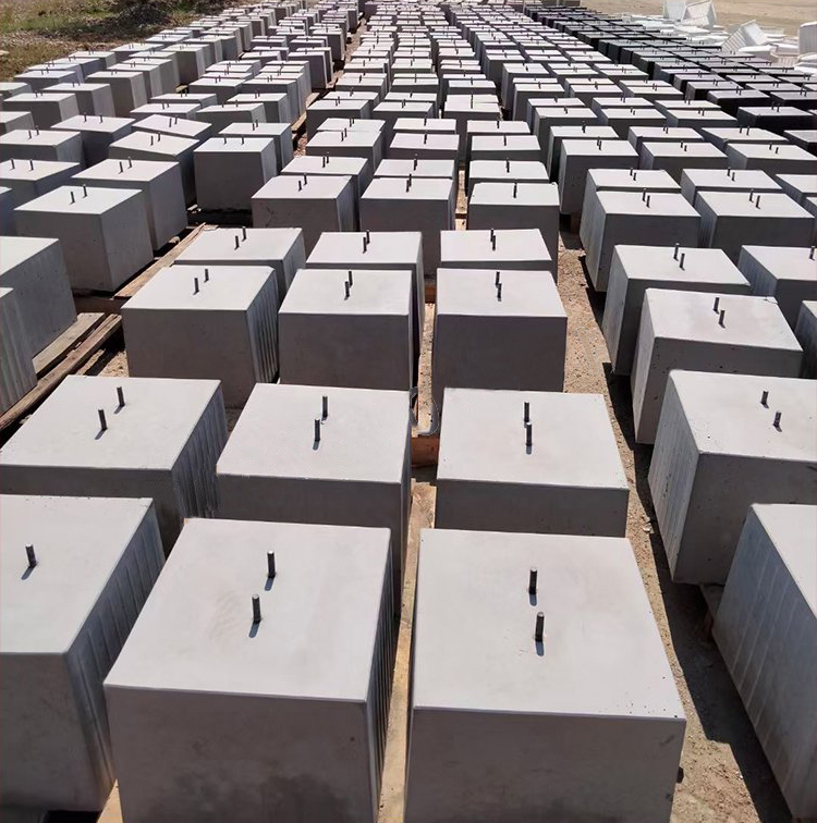 非標(biāo)預(yù)制件 路燈底座 監(jiān)控桿基礎(chǔ)墩定制_華堅水泥制品廠家